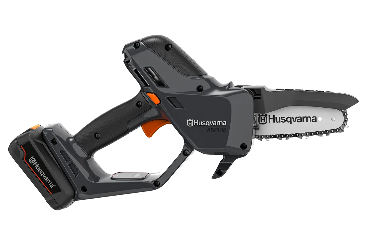 Pole saws and pruning equipment